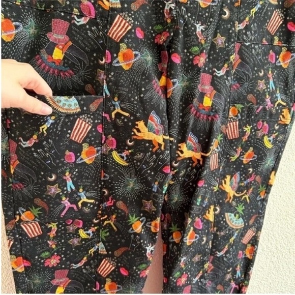 Farm Rio Anthropologie Amorina Utility Pants NWT - Picture 7 of 10